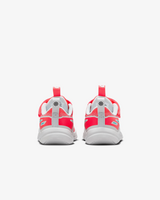 Nike Cosmic Runner